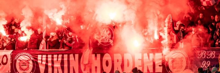 Dag Mørkeblå banner