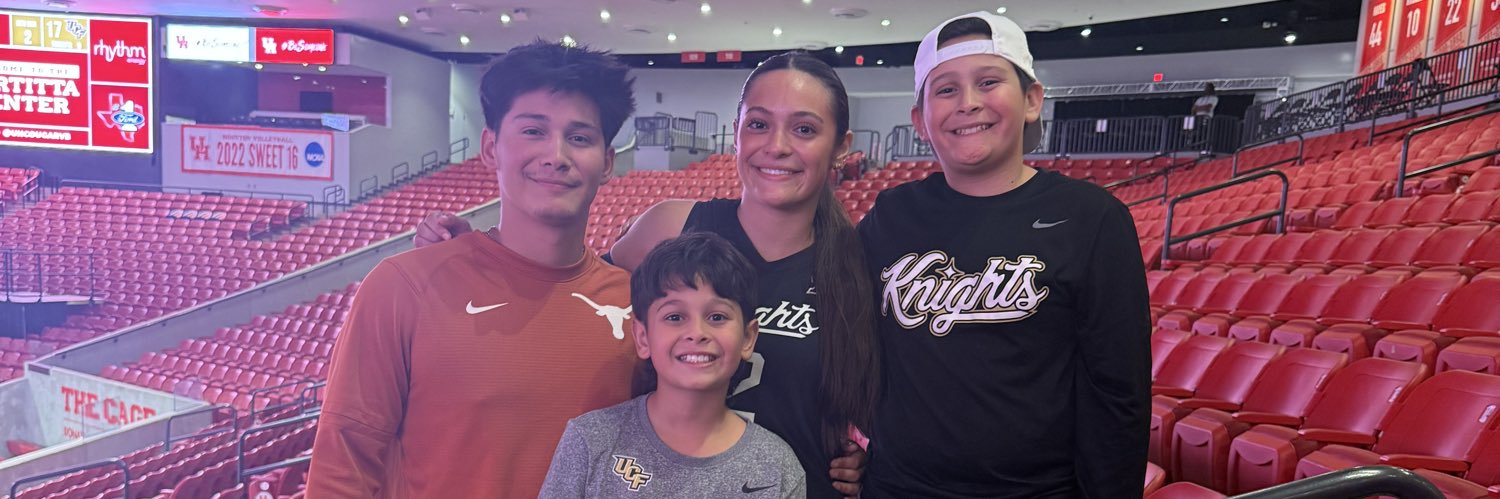 Andrea Mendoza banner