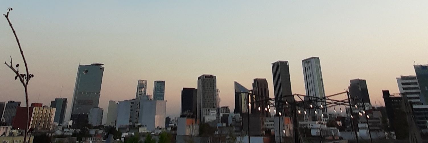 eljavee's profile banner image