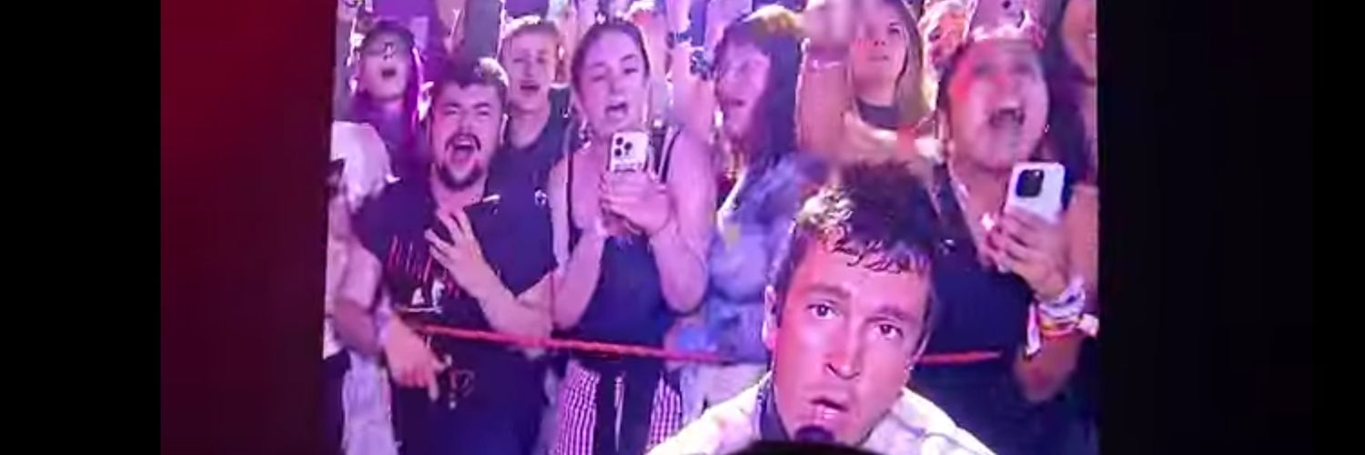 Robyn 🩷💜💙 banner