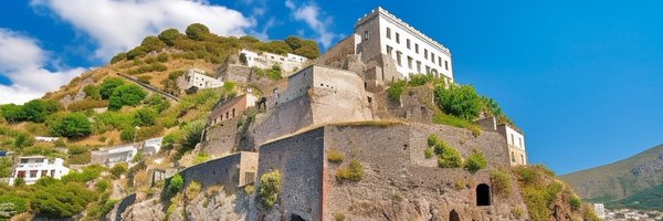 VivRaper Profile Banner