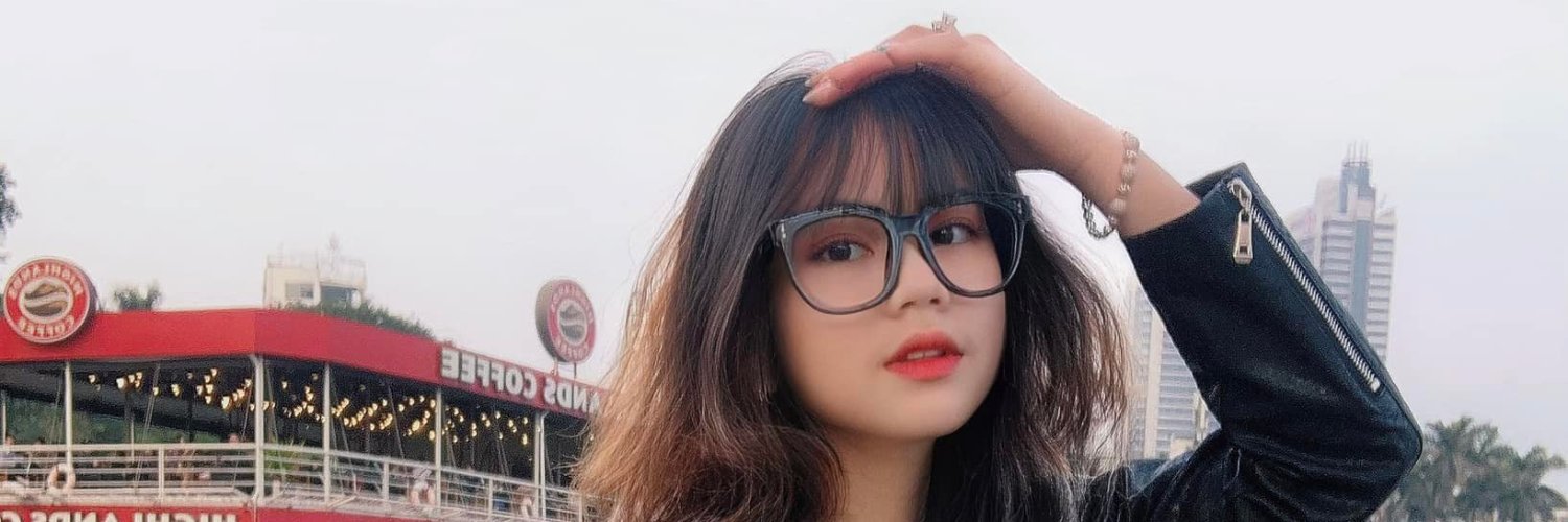 nhugpham's profile banner image