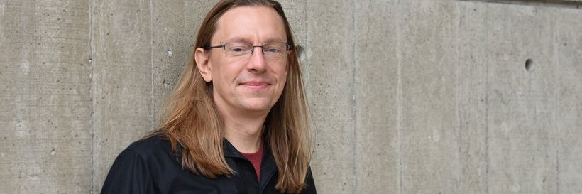 Central Time On WPR banner