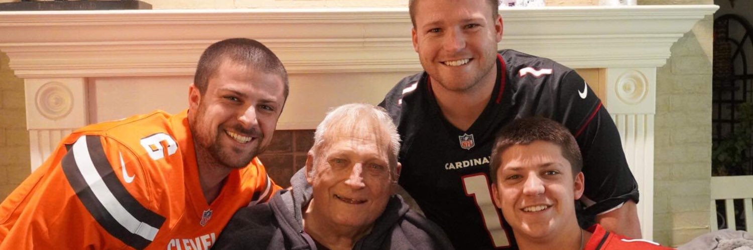 brady_25_smith's profile banner image