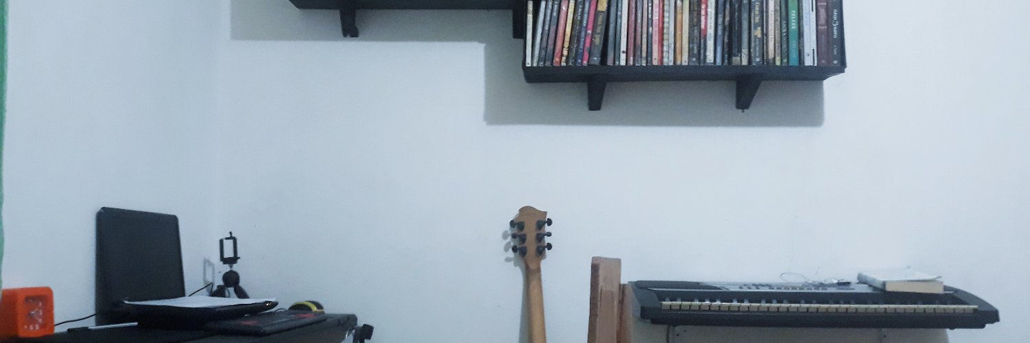 vaudv's profile banner image