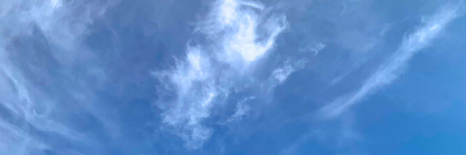 Mademoiselle Icha🌻 banner