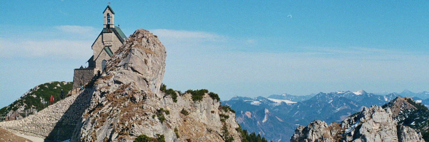 araltoo's profile banner image