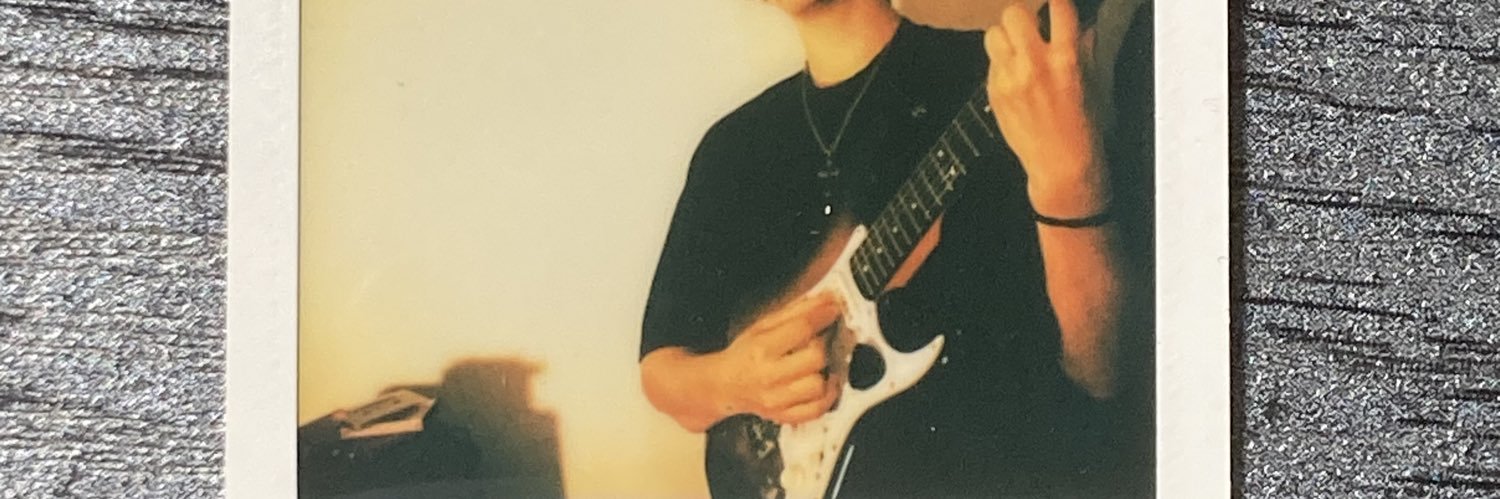 dryiere's profile banner image