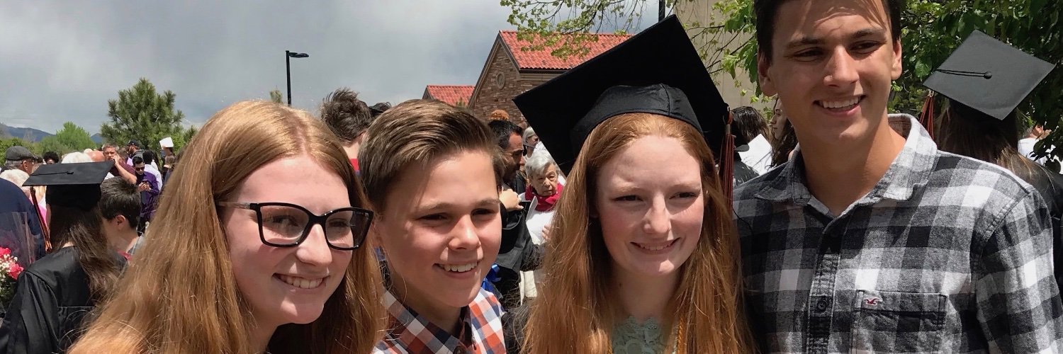 lholdren's profile banner image