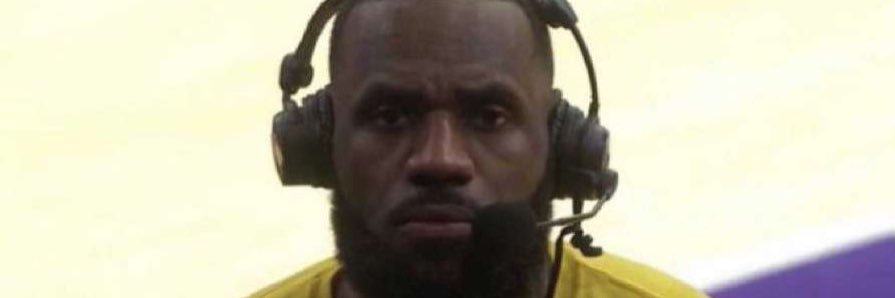 ノックする人 banner