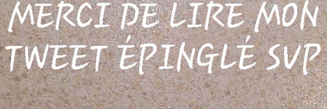 Deux Centimètres banner
