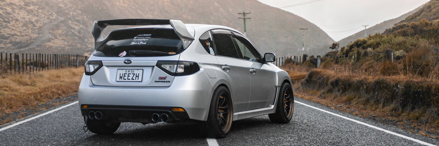 King Weezh ♛🥀 banner