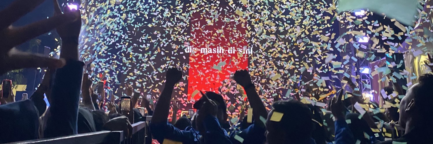 oohyulina's profile banner image