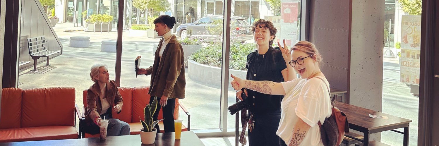 pigcoin army↗️💎 banner