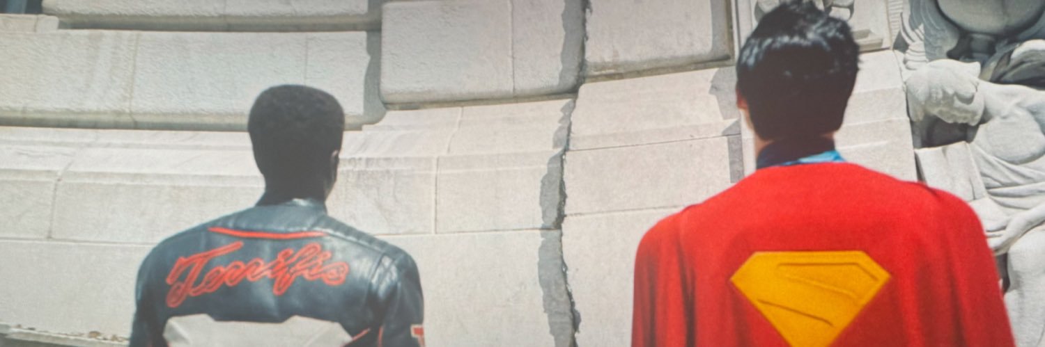 Levi's banner