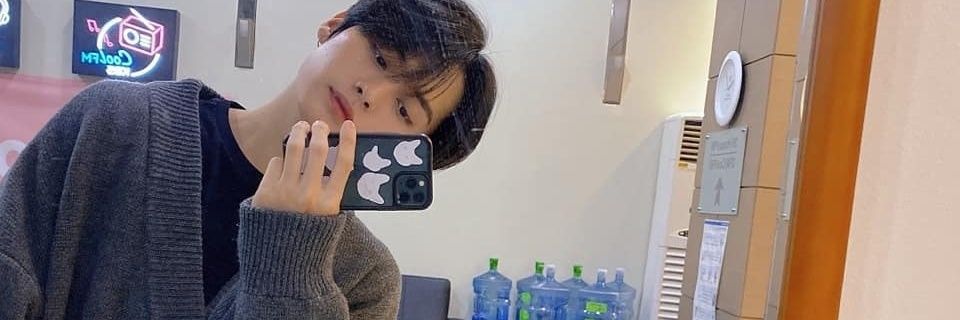 leeknowingu's profile banner image