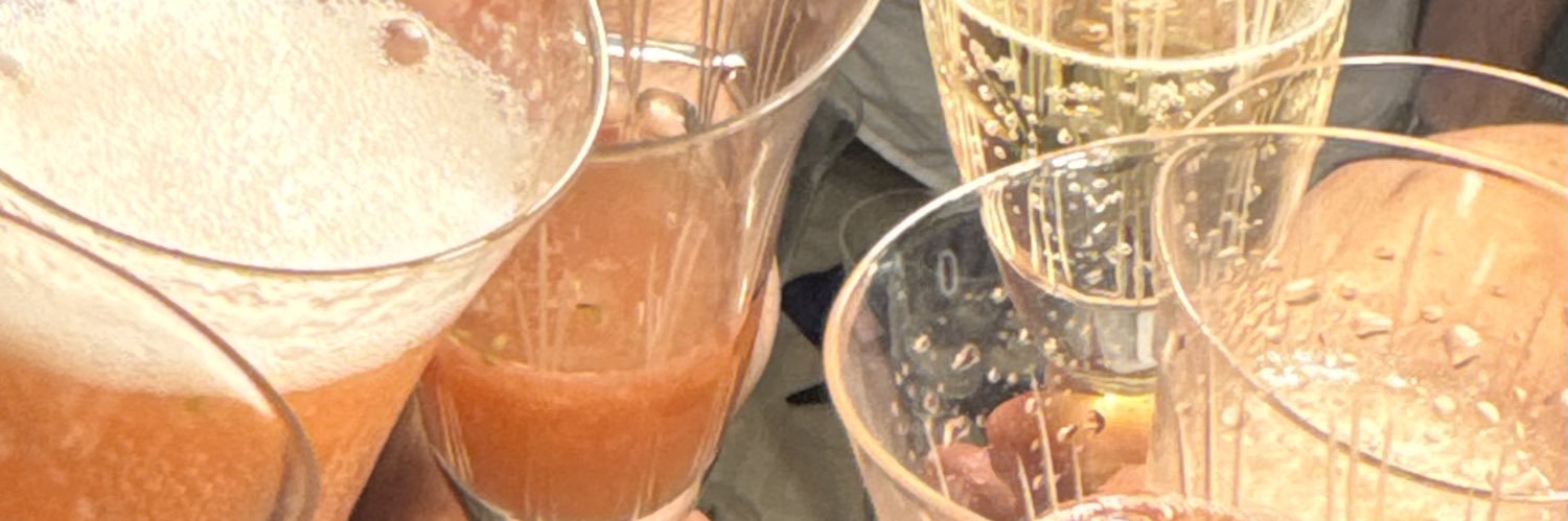 teofaver's profile banner image
