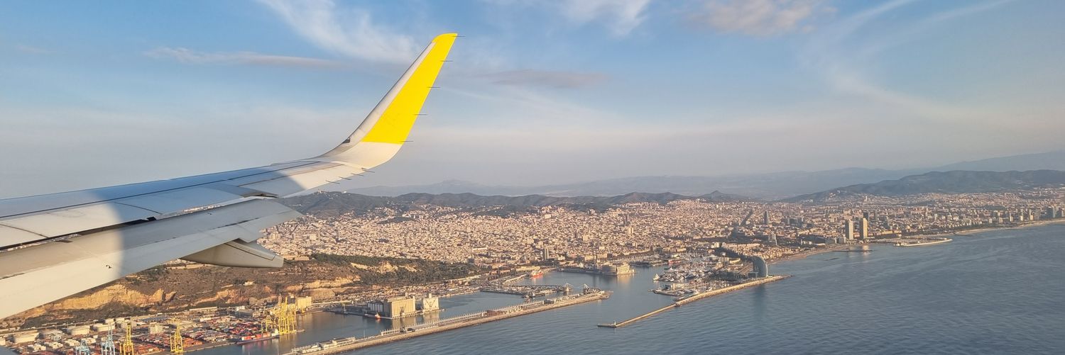 Antonio González banner