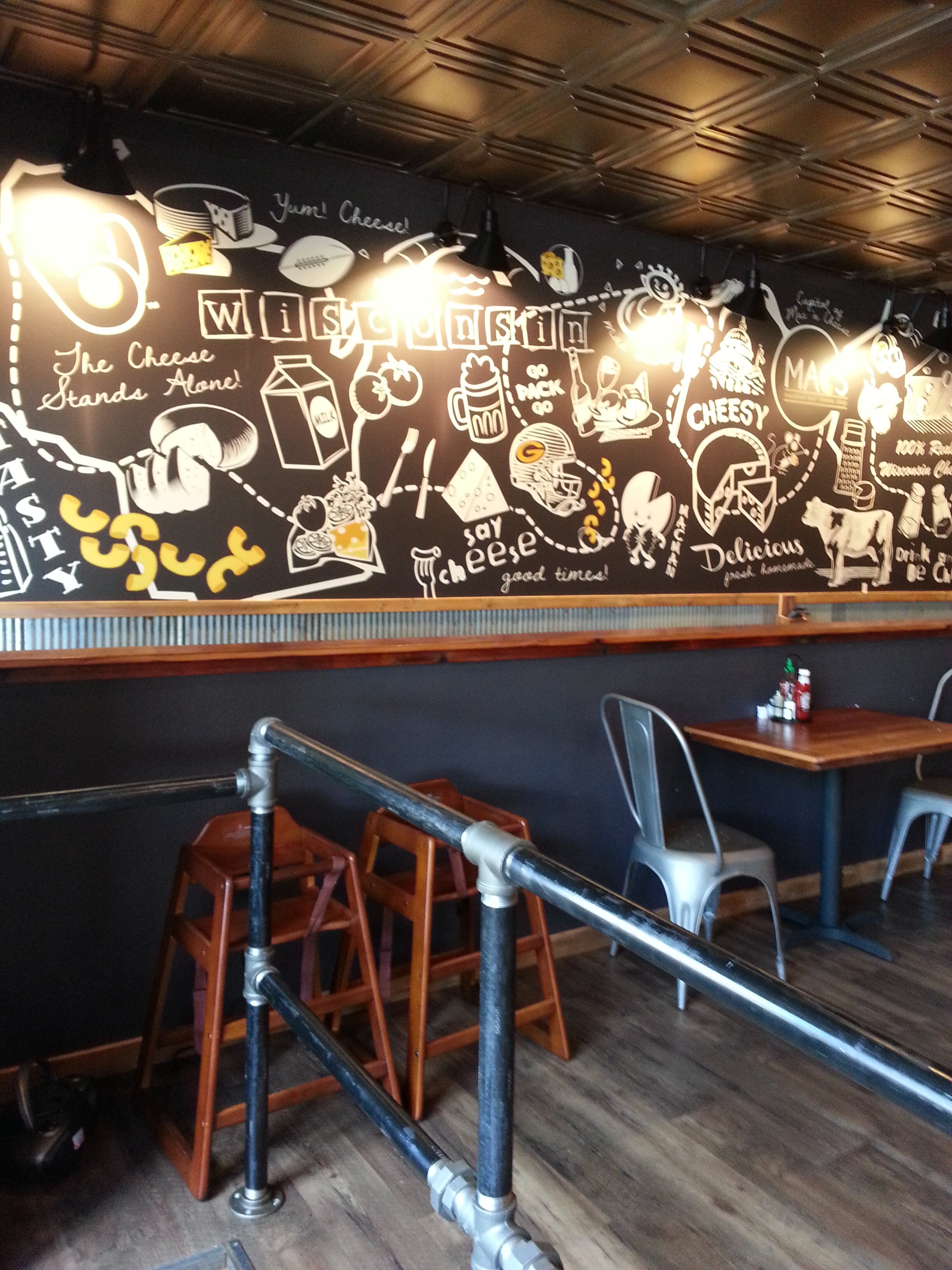 macs_restaurant's profile banner image