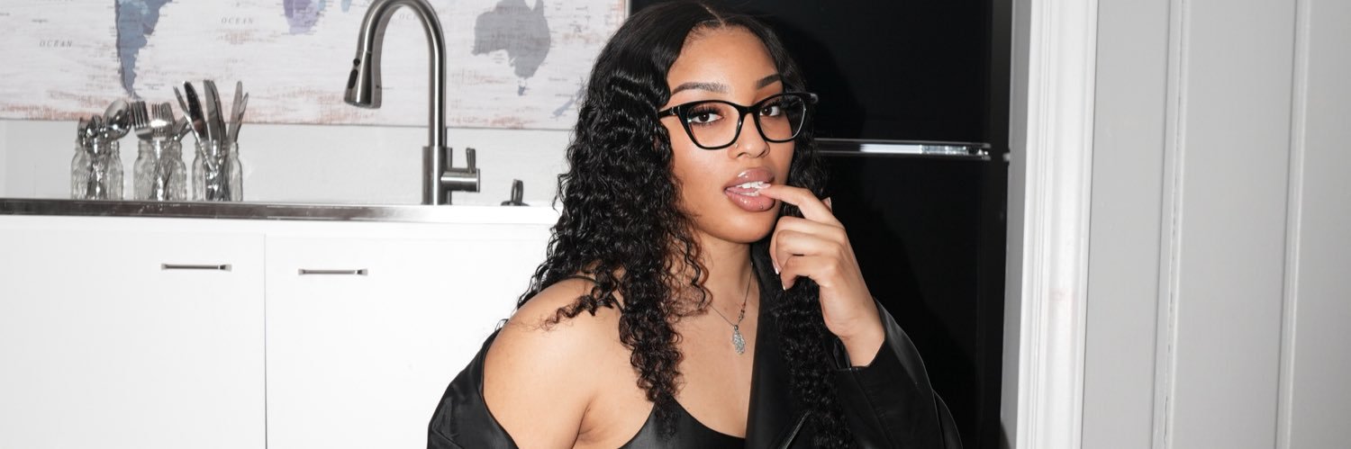 Seni 🫶🏼 banner