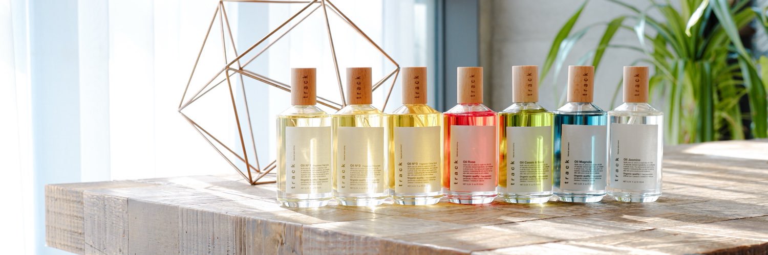 t r a c k Natural care brand banner