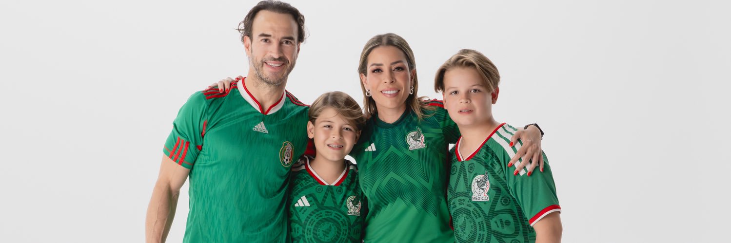 Veronica_mtz's profile banner image