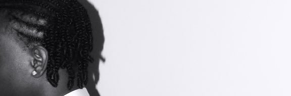 L A D E O G O💐💐 banner