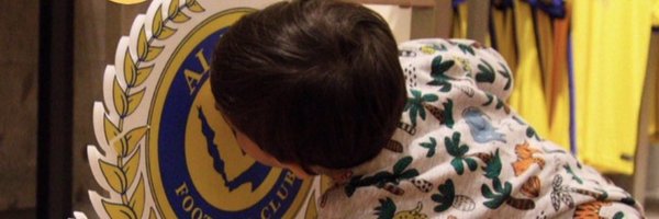 R48376341 Profile Banner