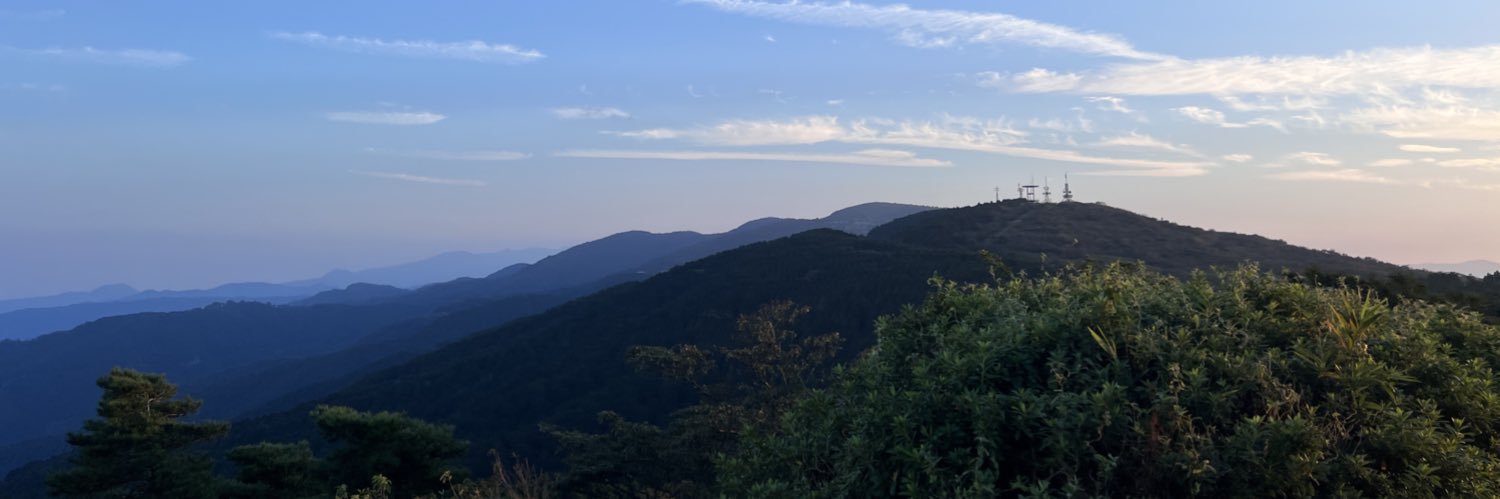 f9_am2's profile banner image