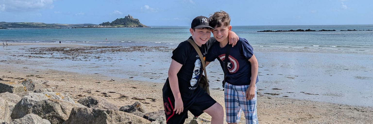 alisonc2407's profile banner image