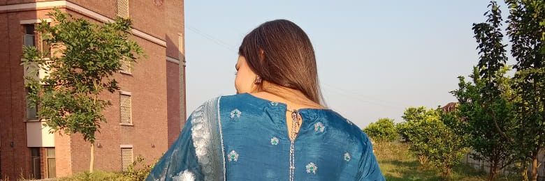 laiba_ii's profile banner image