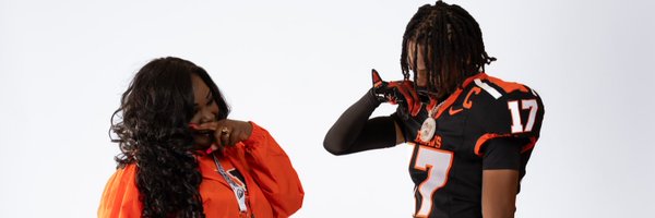 cynai_thomas Profile Banner