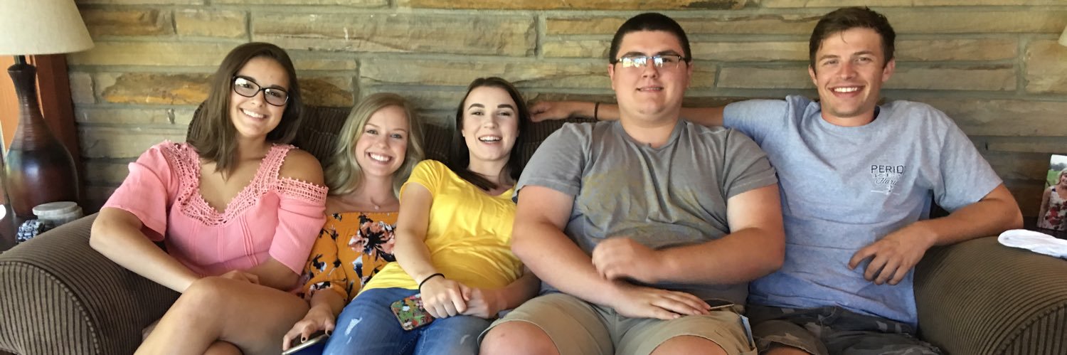 ivyns22's profile banner image