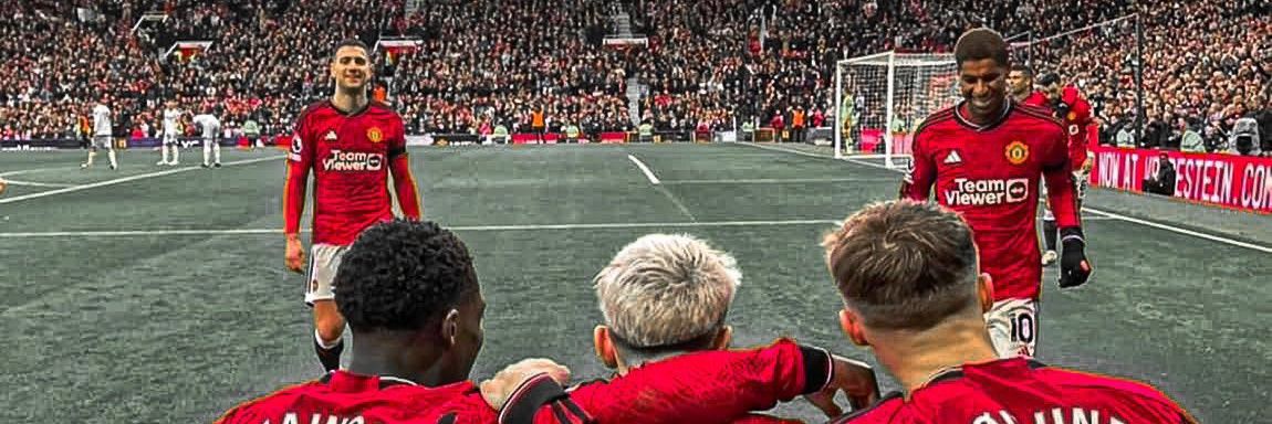 D A R E N 🥂's banner