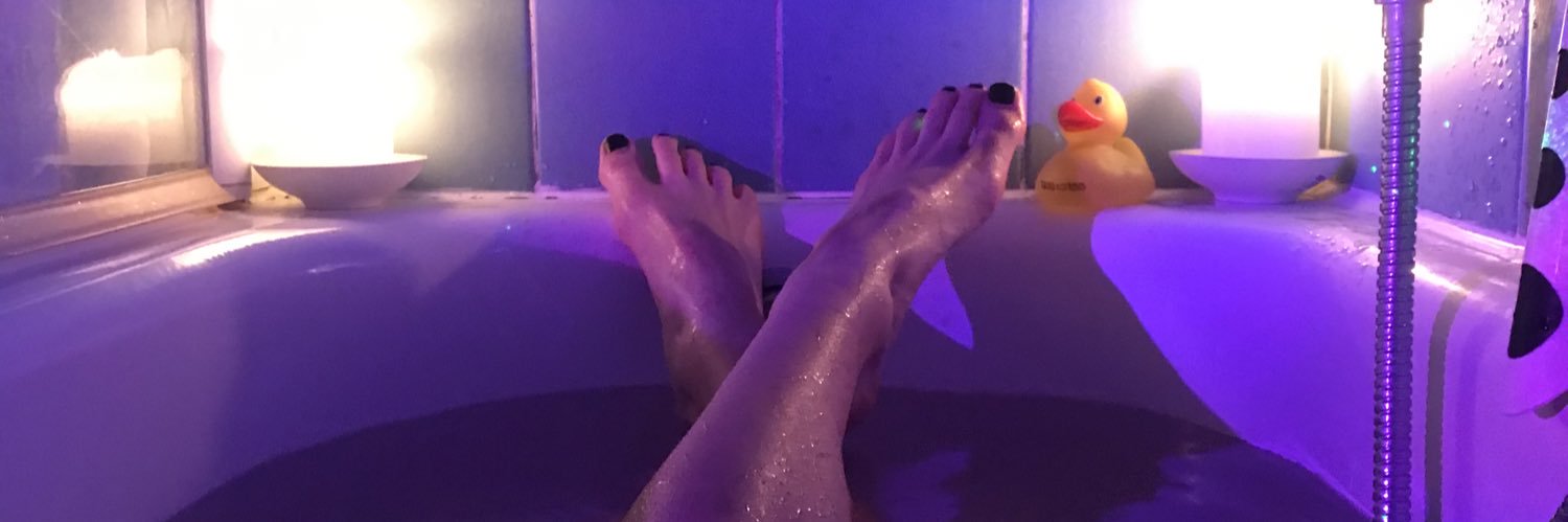 LadyMalea 13.4 😈 banner