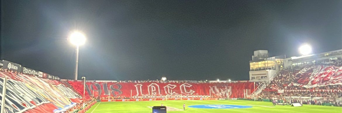 Ccandeveraa 👩‍🦰👑 banner