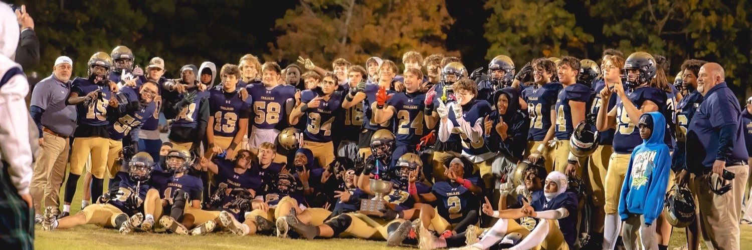 Sam Felvey 28’ longsnapper banner