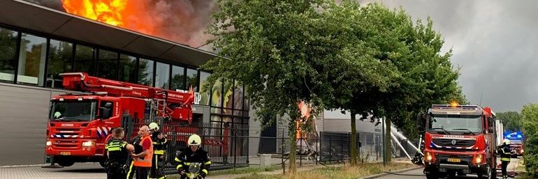 Cees 🚜 🚒 ⛴️ 📡 ⚠️ 🟩 🟨 🟧 🟥| 🟥⬜️🟥⬜️ banner