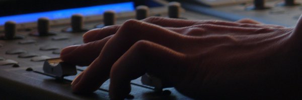 edwright_v440 Profile Banner