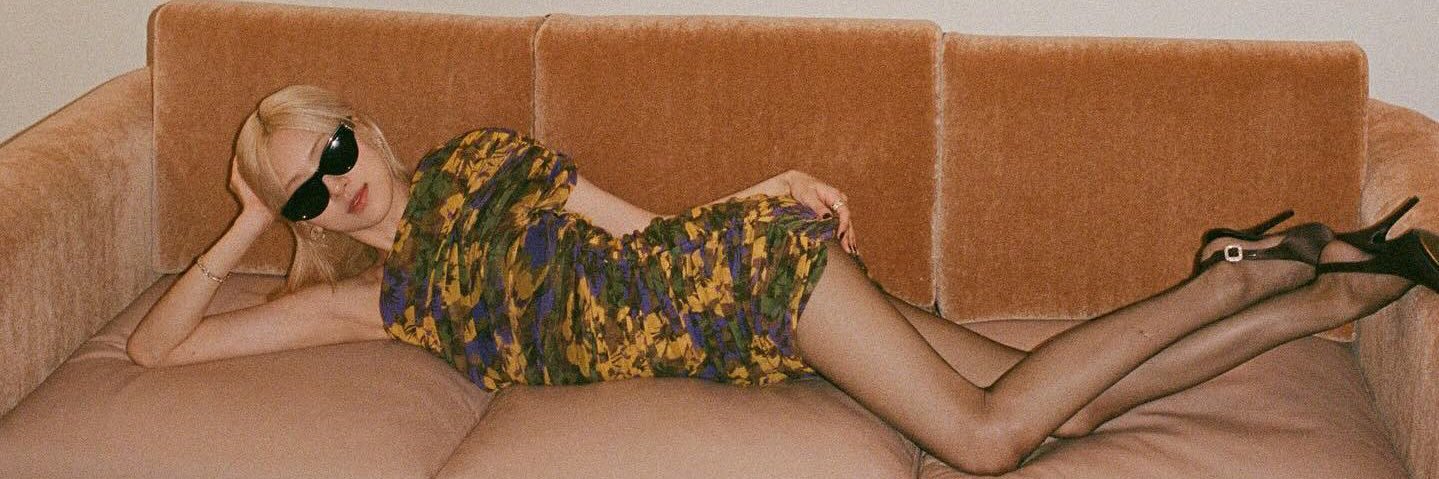 priv_hanis's profile banner image