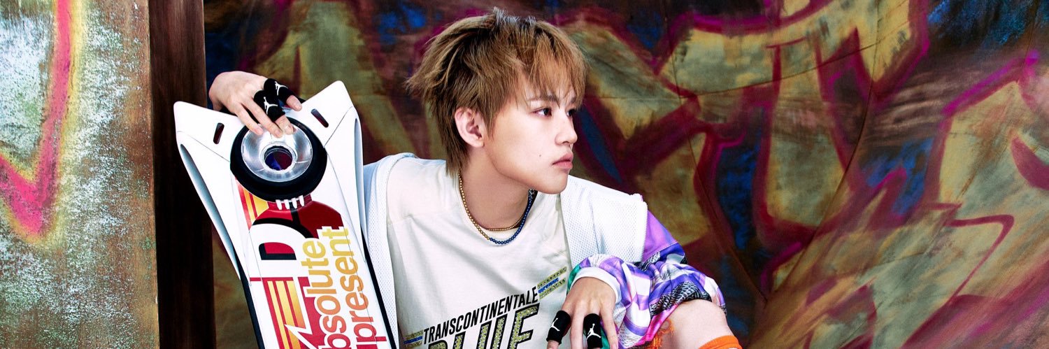 logged out 👋 banner