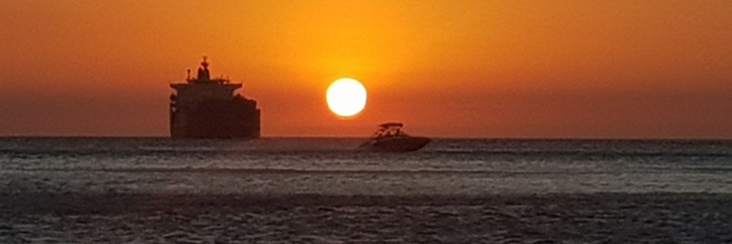 Loreperea's profile banner image