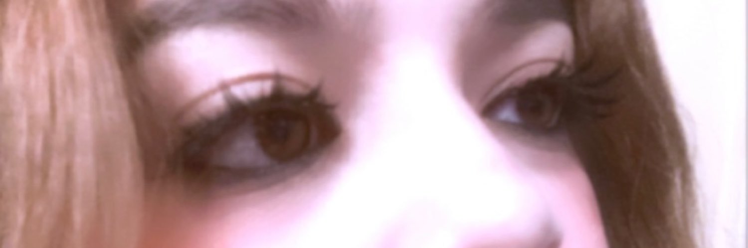 yesslin_river's profile banner image