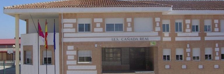 IESCanadaRealValmojado banner