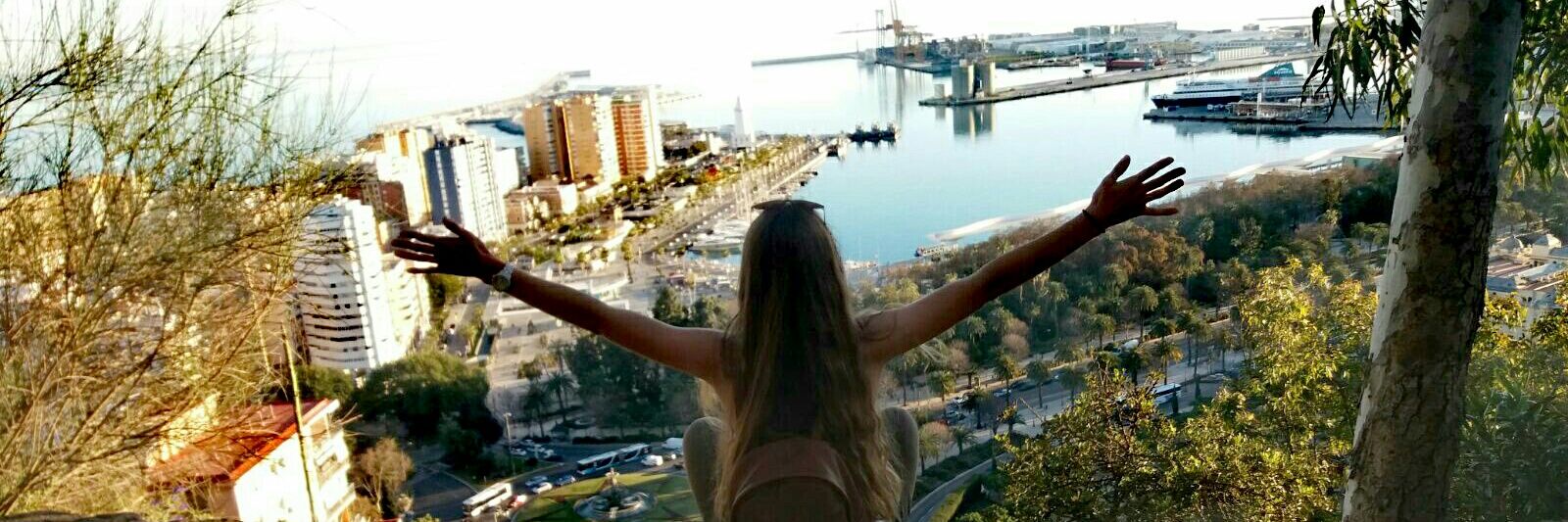 Laura_BR94's profile banner image