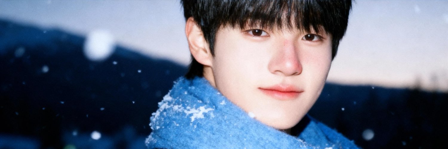 sb__luvv's profile banner image