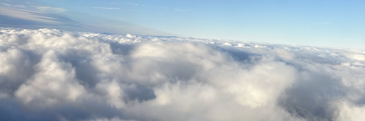 麦 banner