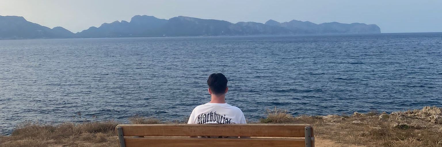 _konozb's profile banner image