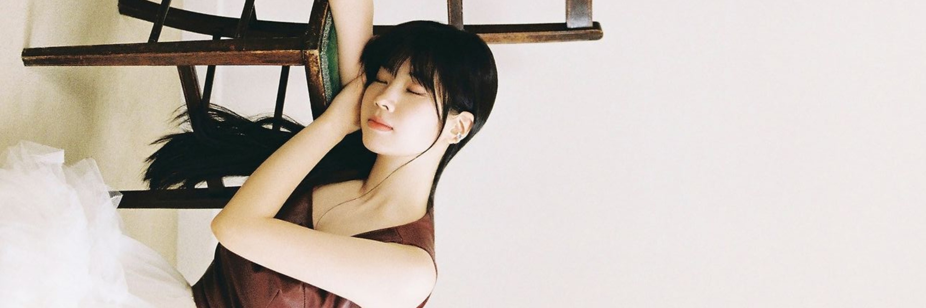 둡 banner
