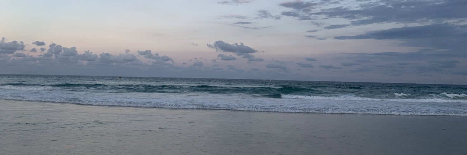 zoeemargu's profile banner image